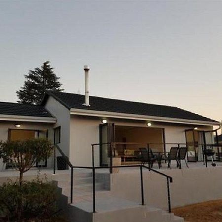 Clarens Escape Apartment Bagian luar foto